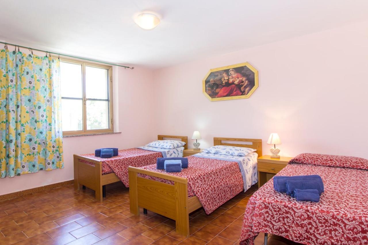 Appartamenti In Villa Con Ampio Giardino Esterno Посада Экстерьер фото