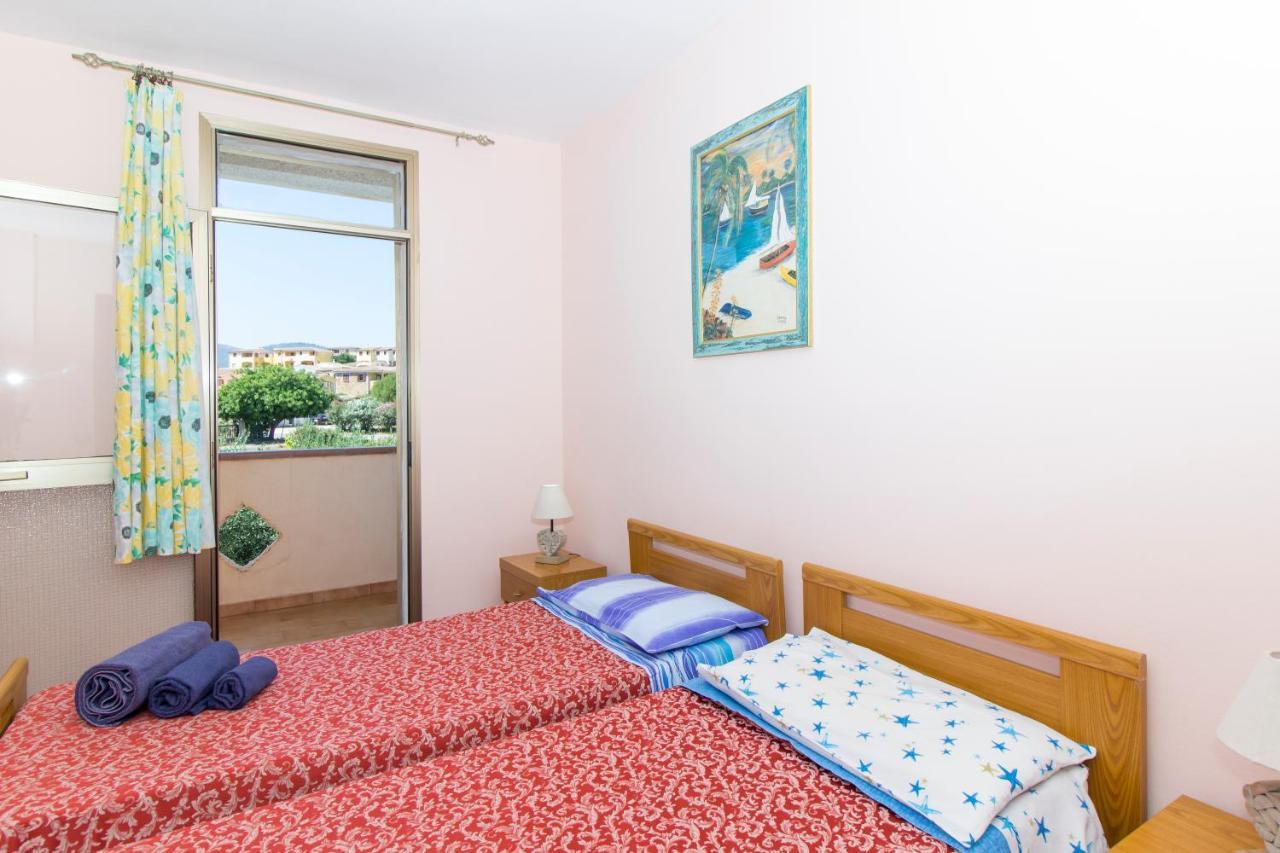 Appartamenti In Villa Con Ampio Giardino Esterno Посада Экстерьер фото