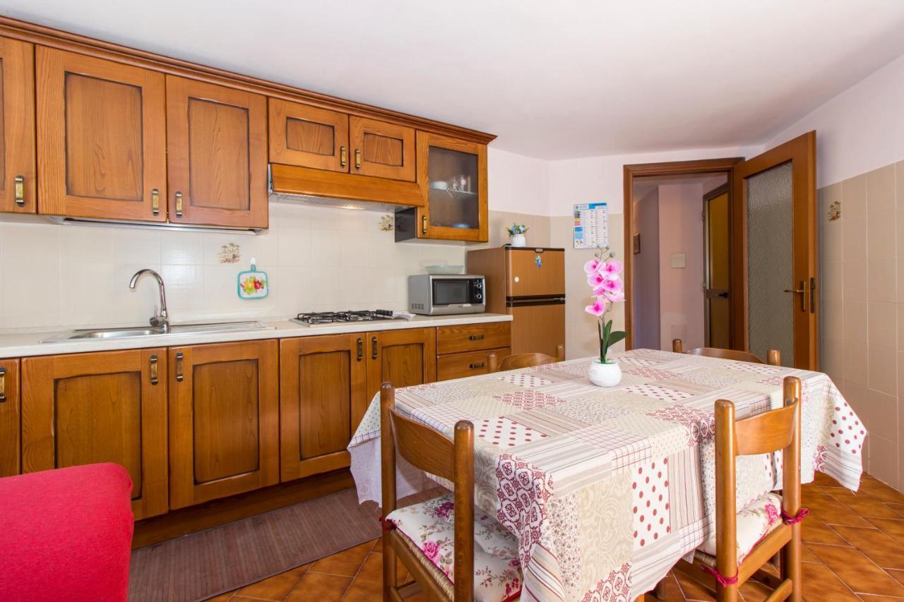 Appartamenti In Villa Con Ampio Giardino Esterno Посада Экстерьер фото