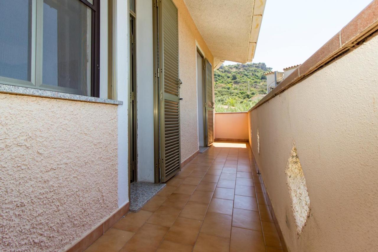 Appartamenti In Villa Con Ampio Giardino Esterno Посада Экстерьер фото