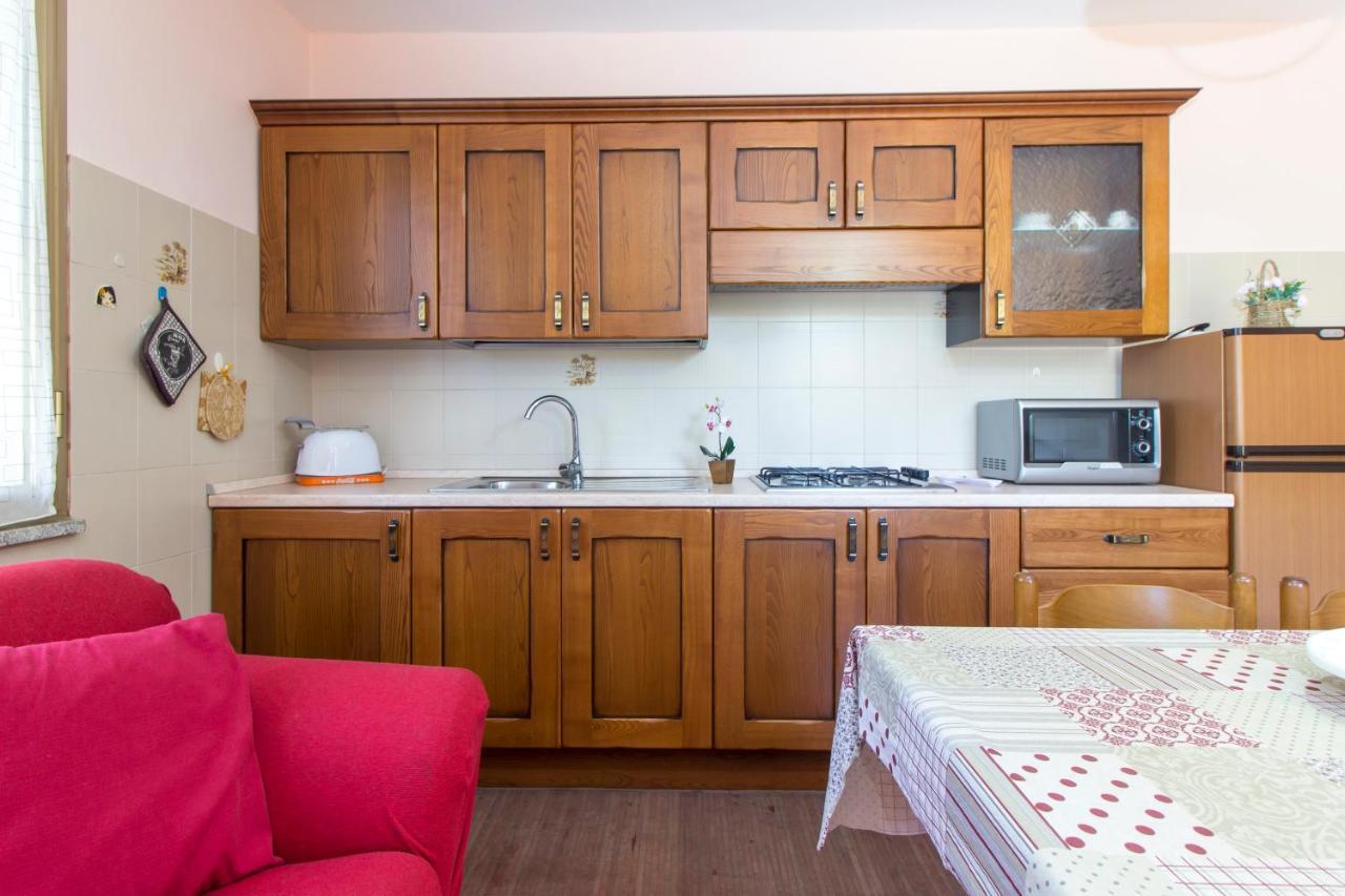 Appartamenti In Villa Con Ampio Giardino Esterno Посада Экстерьер фото