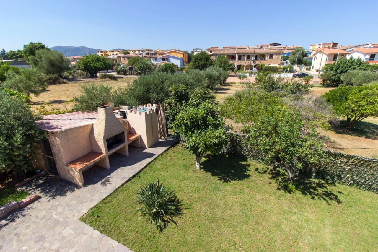 Appartamenti In Villa Con Ampio Giardino Esterno Посада Экстерьер фото